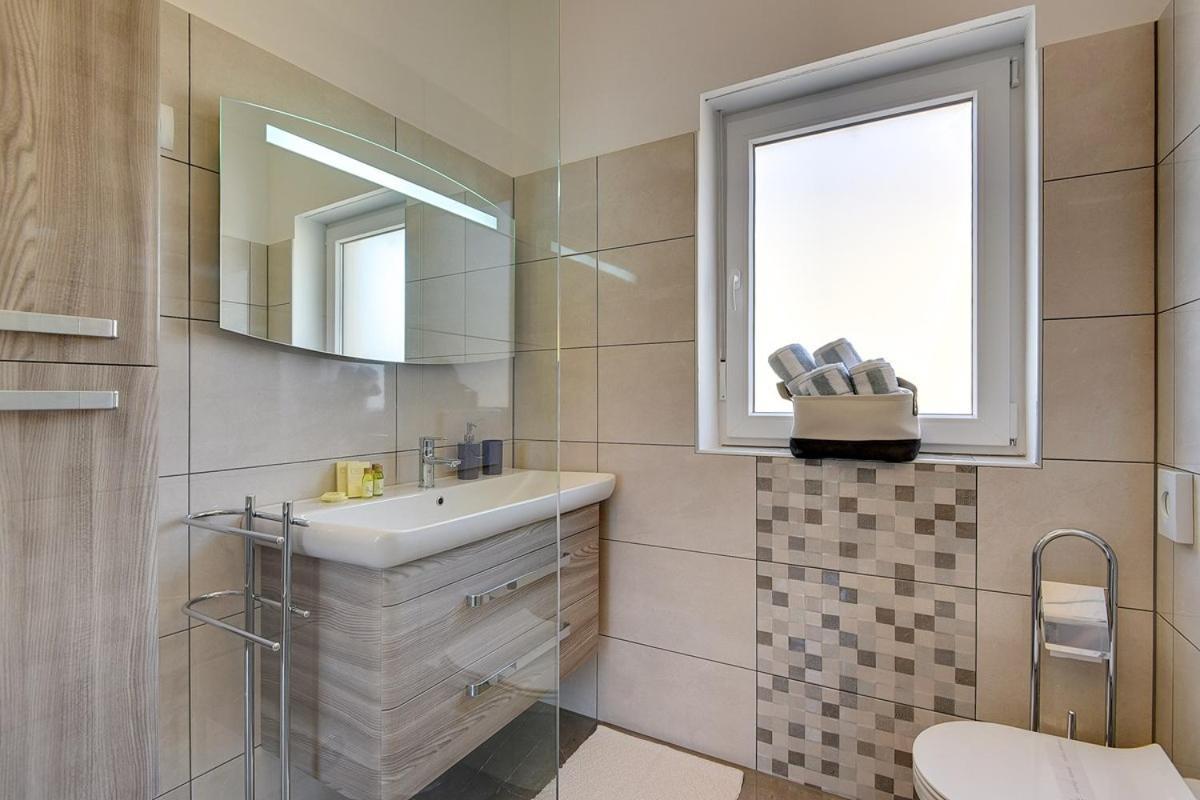 Villa Sunny Home Vodnjan Exterior foto