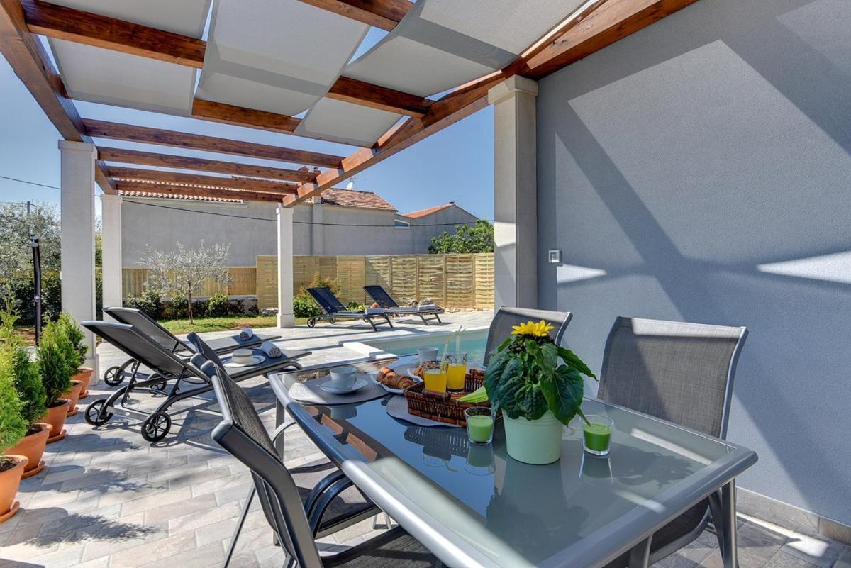 Villa Sunny Home Vodnjan Exterior foto