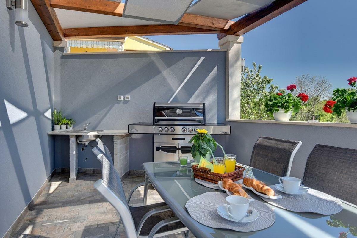 Villa Sunny Home Vodnjan Exterior foto